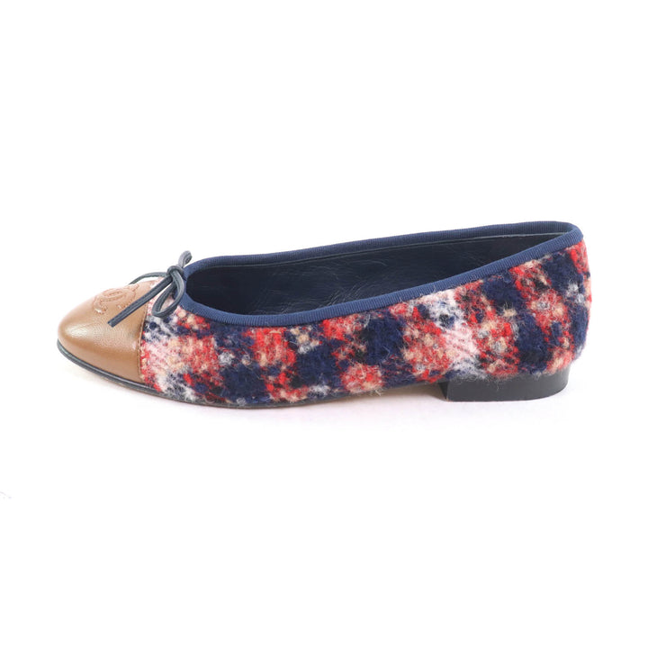 Great CHANEL pumps COCO Mark Ballerina Tweed Flats with Bow and Leather Women