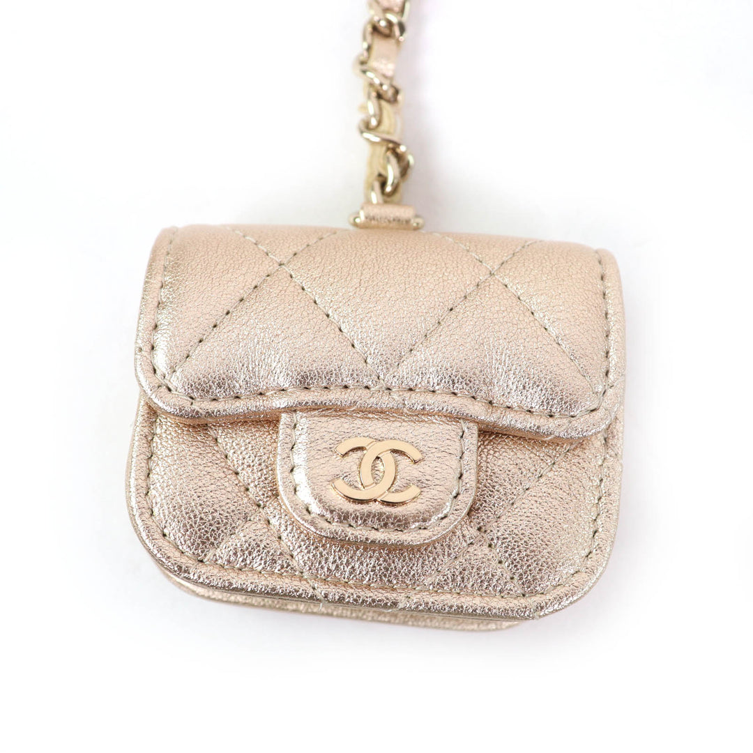 Pristine CHANEL Coin case Matelasse Coin case AirPods Pro case 2024 Years Gift