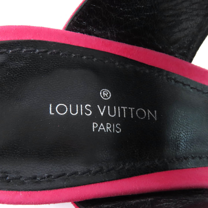 Very Good LOUIS VUITTON Sandals Essential V Backstrap pink Suede leather Women