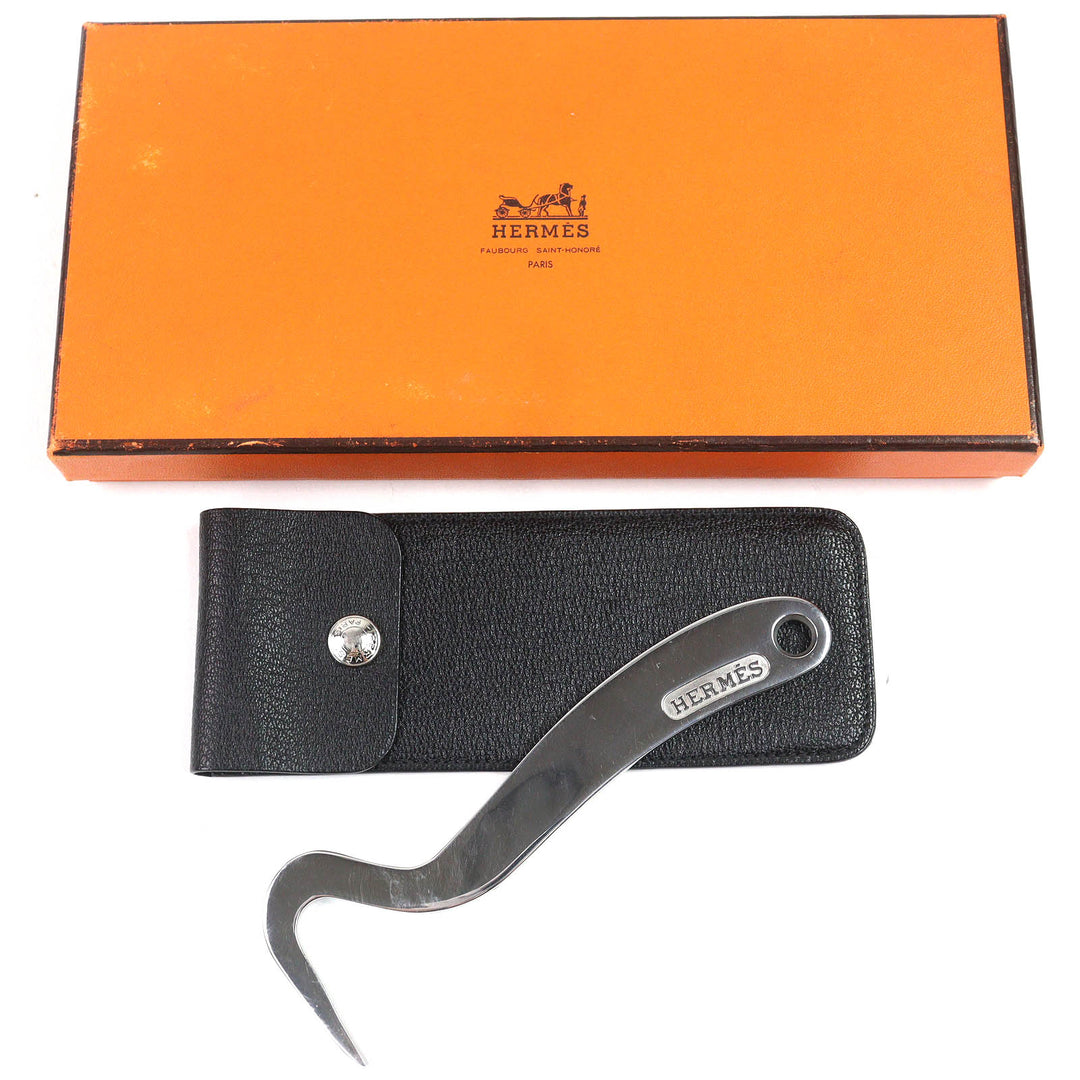 Great HERMES Hoof Pick Logo engraved Horse tack Teppi Horseshoe cleaning tools Silver