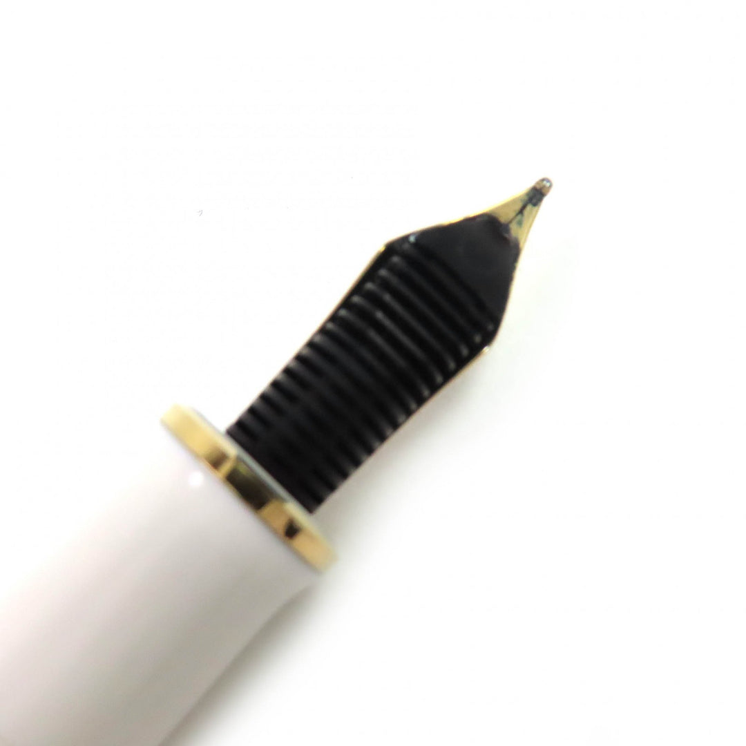 Excellent PERIKAN fountain pen Sovereign White tortoise 14K mens