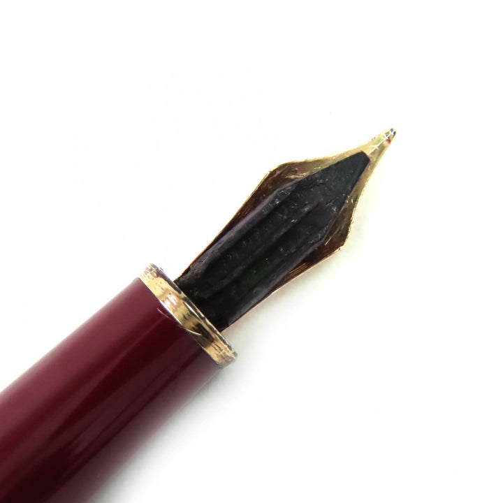 Very Good MONTBLANC fountain pen Meisterstck Classic white star 14K