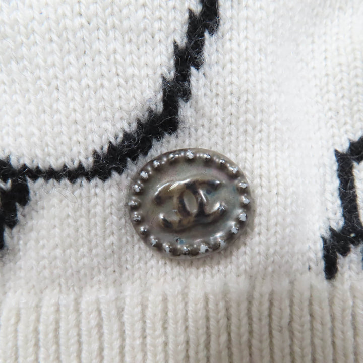 Great CHANEL knit COCO Mark long sleeves white cashmere Women 34 22C P72116K10346