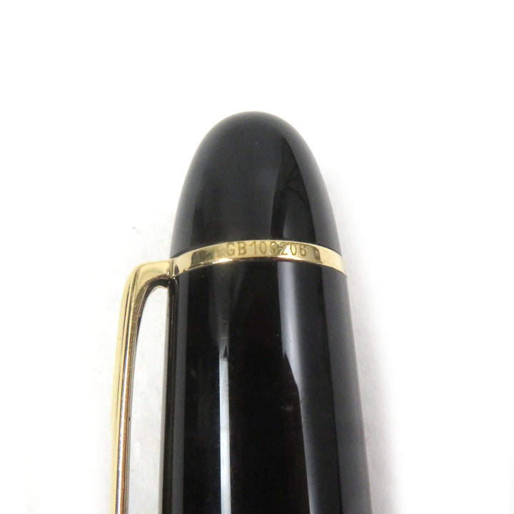 Great MONTBLANC fountain pen Meisterstuck 149 Cap type Black gold 18K mens