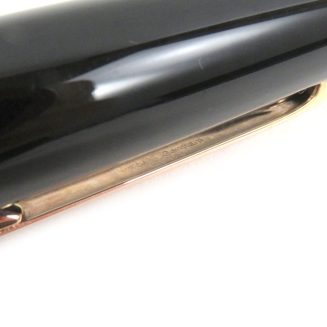 Great MONTBLANC Ballpoint pen Meisterstckle Grand Twist type Black gold mens