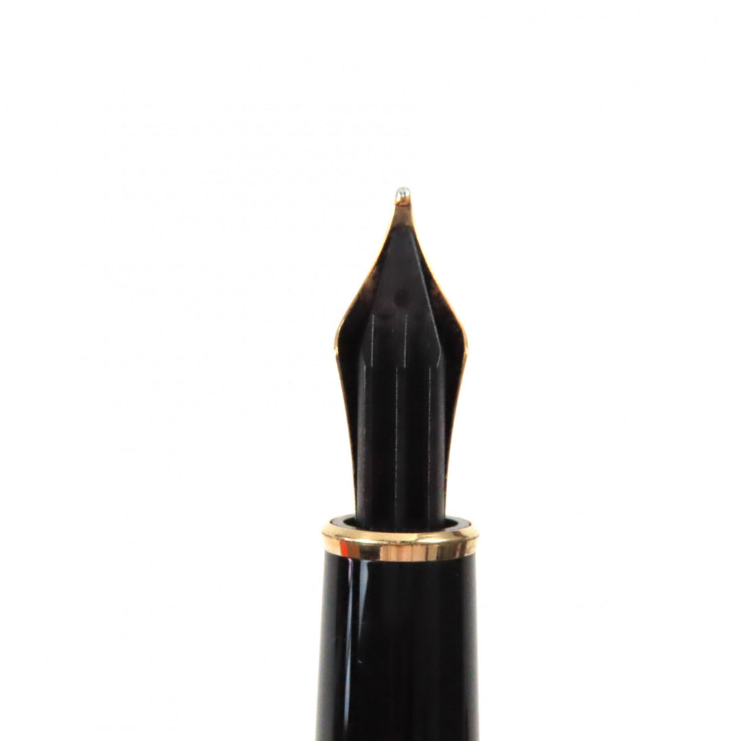 Great MONTBLANC fountain pen Meisterstck Classic Dual Use Black gold 14K mens
