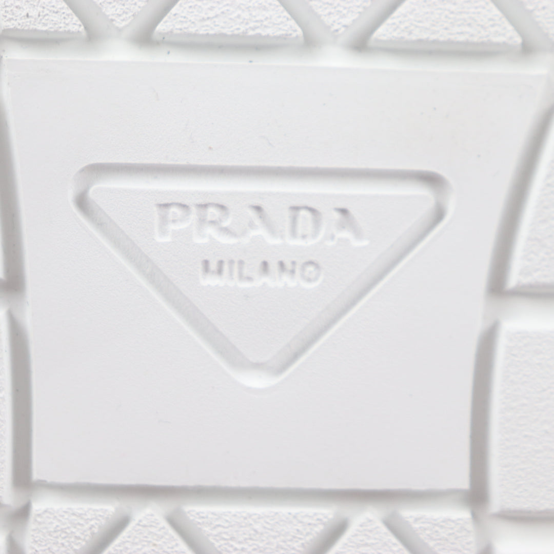 Pristine PRADA sneakers Triangle logo Triangle plate black Nappa leather mens 6