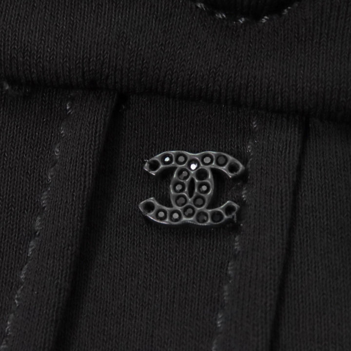 Excellent CHANEL Little Black Dress Little Black Silk COCO Mark black 40 07A