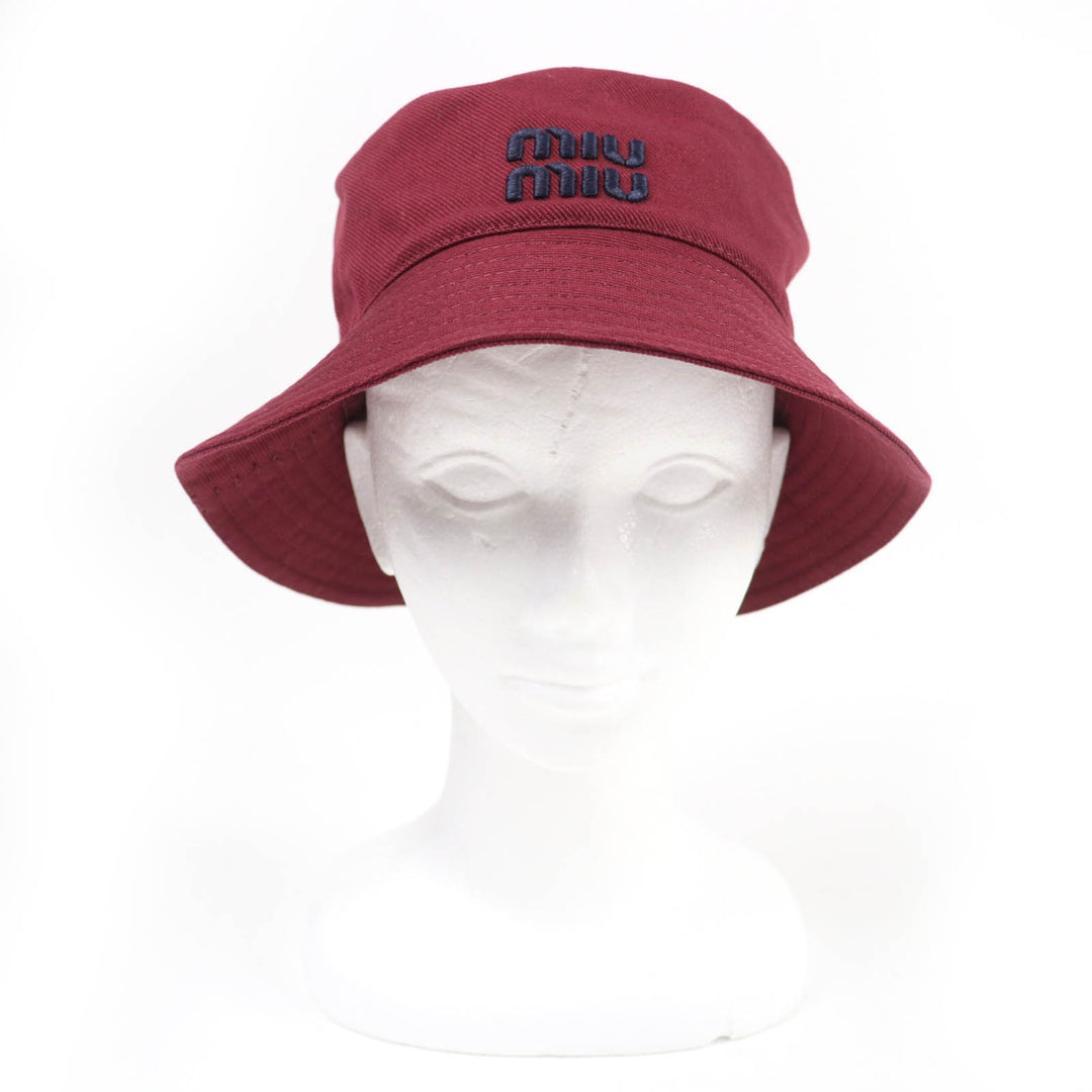 Excellent MIUMIU hat Embroidered logo bucket hat Bordeaux cotton Women M 5HC196