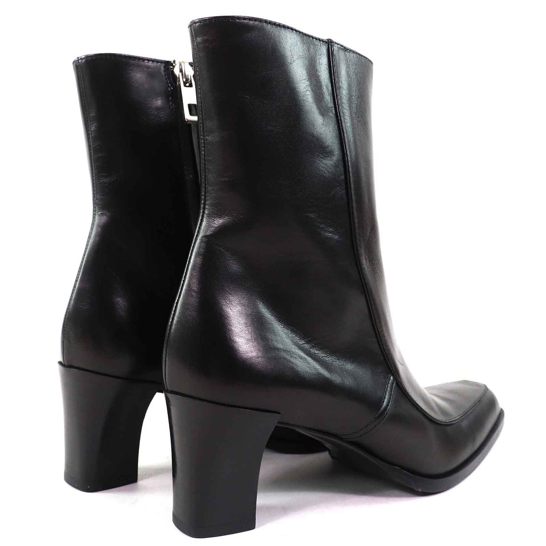 Excellent BALLY Ankle boots TIURA-FE Side zip short boots black leather Women