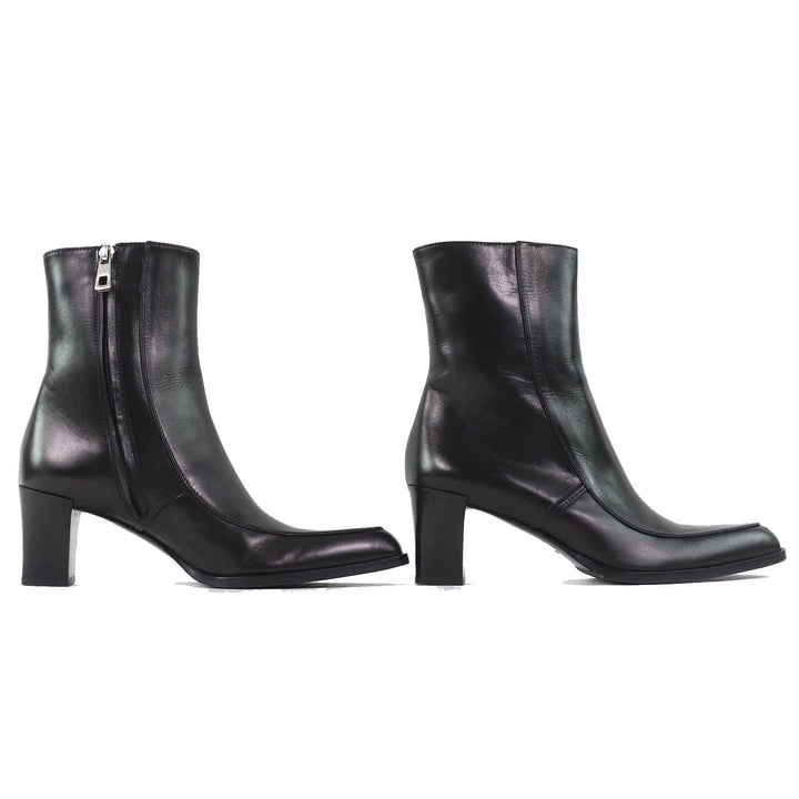 Excellent BALLY Ankle boots TIURA-FE Side zip short boots black leather Women