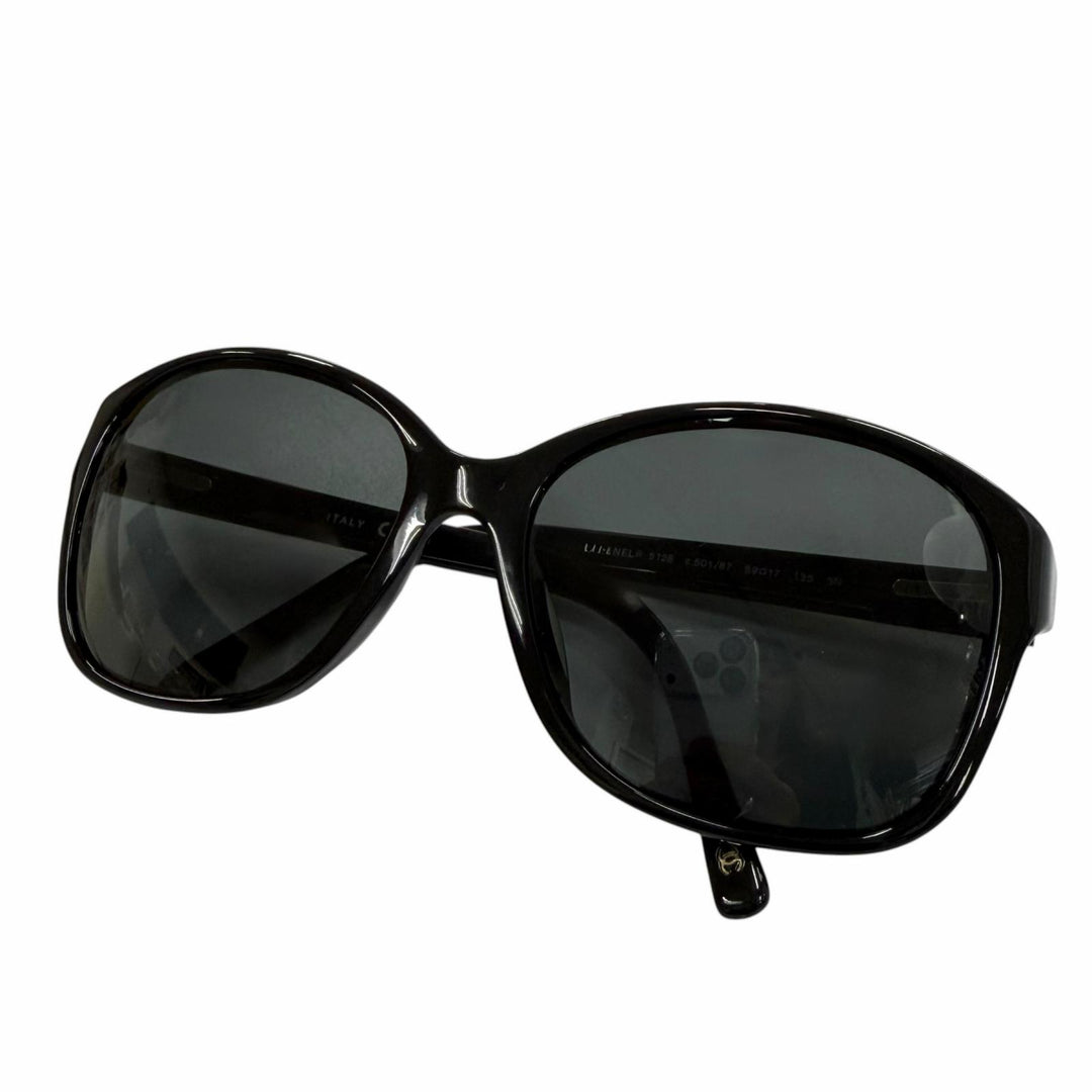 Great CHANEL sunglasses black mens