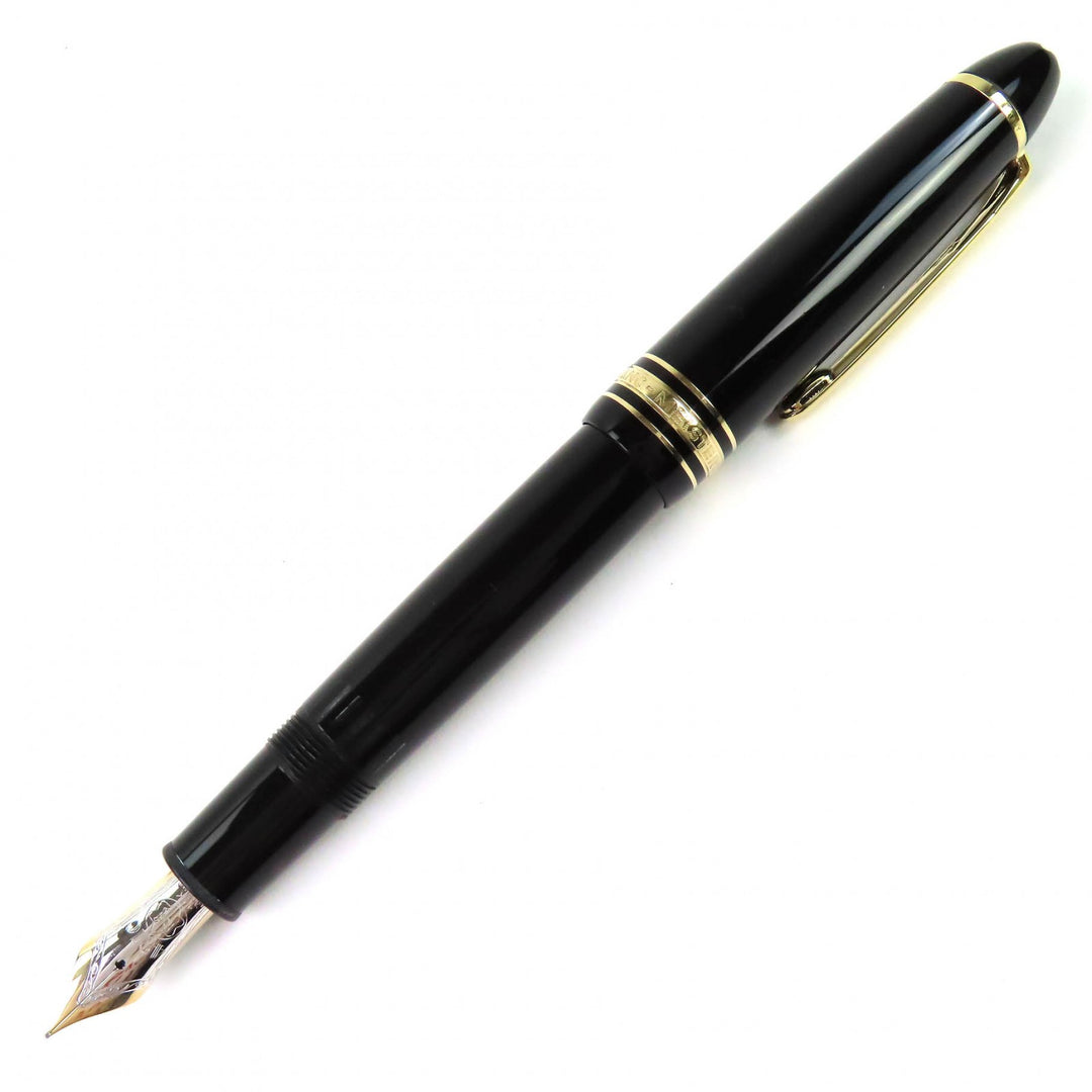 Very Good MONTBLANC fountain pen Meisterstück 146 white star black 14K mens
