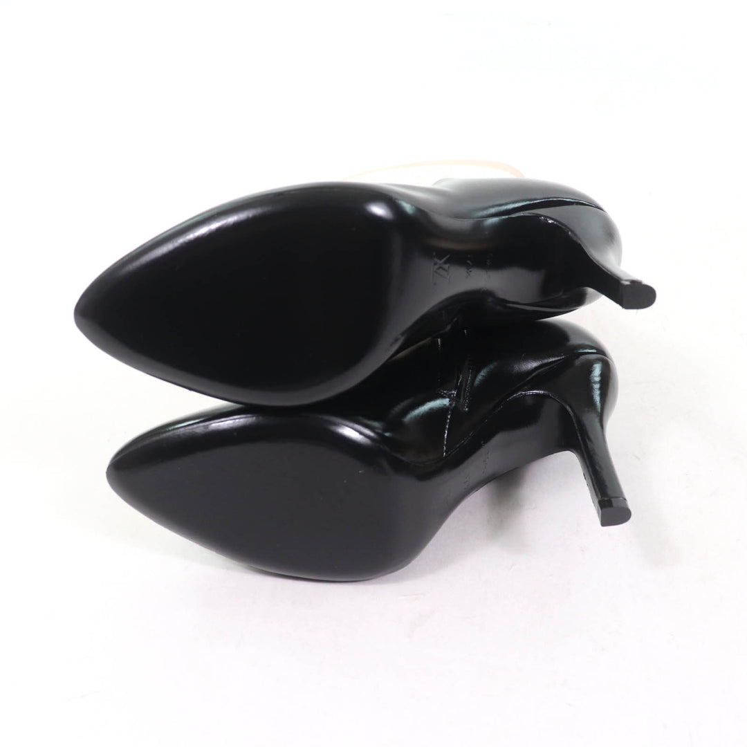 Excellent LOUIS VUITTON Ankle boots LV logo pointed toe Black White leather Women 37.5