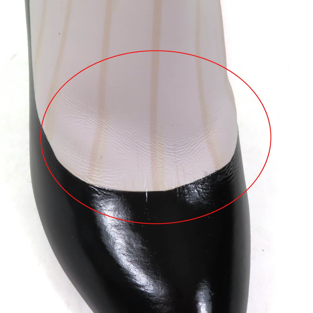 Excellent LOUIS VUITTON Ankle boots LV logo pointed toe Black White leather
