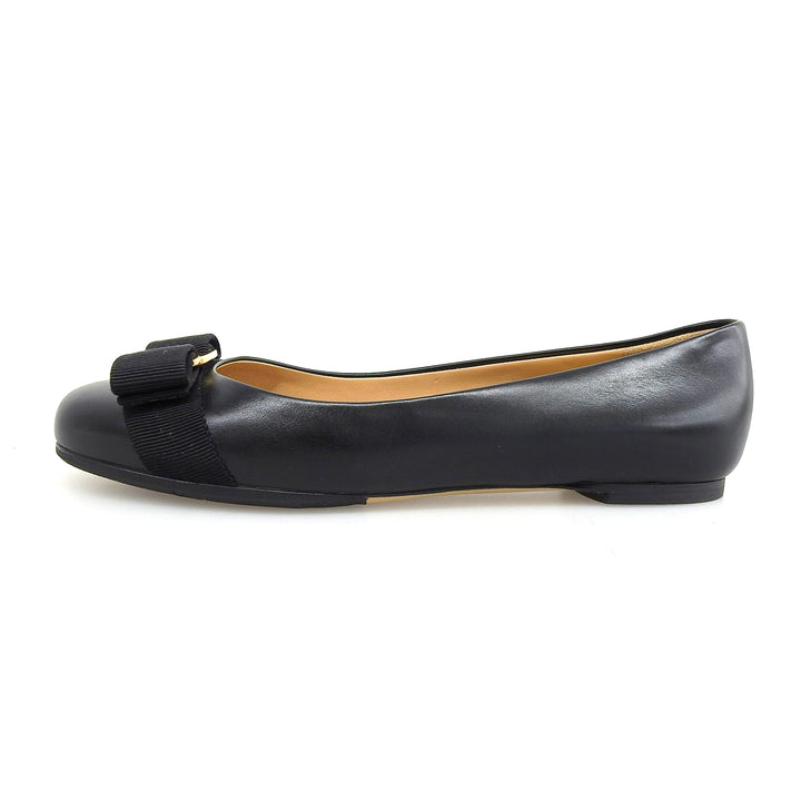 Excellent Salvatore Ferragamo pumps VARINA Vara ribbon black leather Women 5
