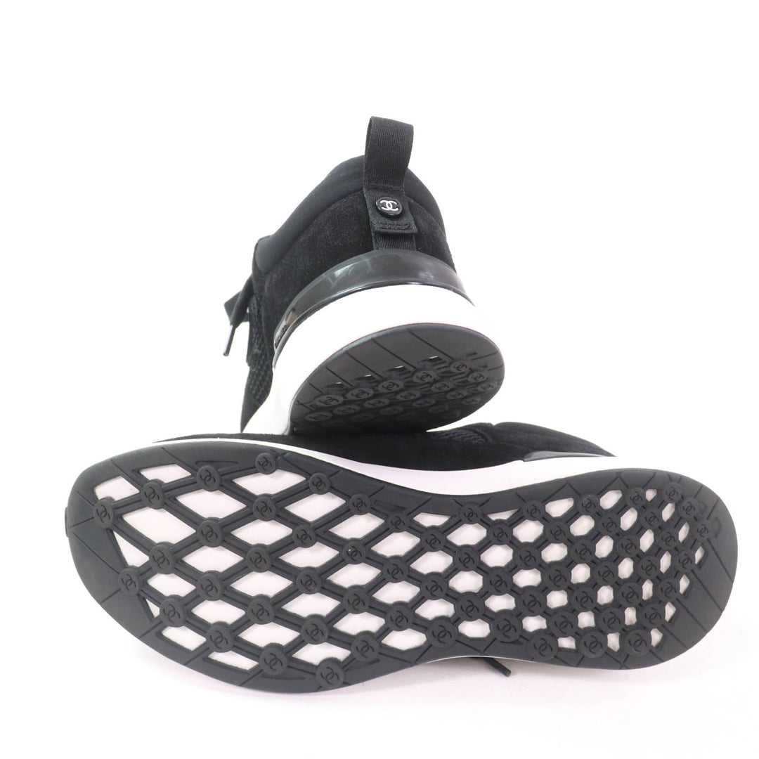 CHANEL Low cut sneakers COCO Mark COCO Button black Women 36 22P G38800