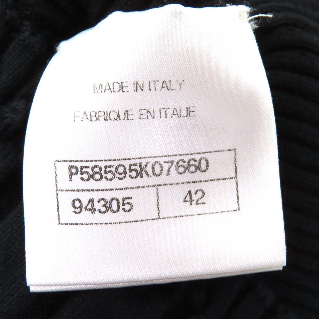 Great CHANEL one piece COCO MarkMetal All-Woven Pattern Short Sleeve Knit 42
