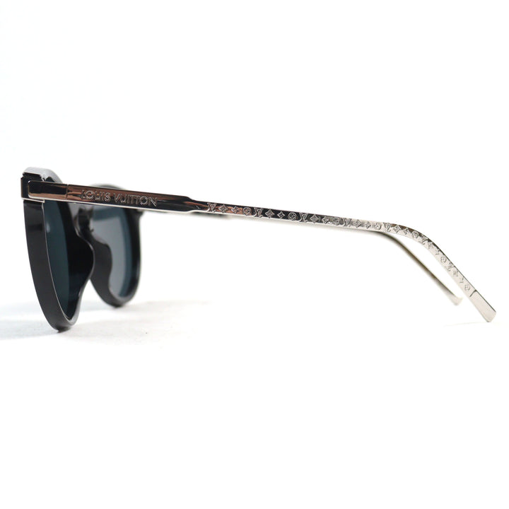 Excellent LOUIS VUITTON Sunglasses LV Rise Round LV signature monogram logo