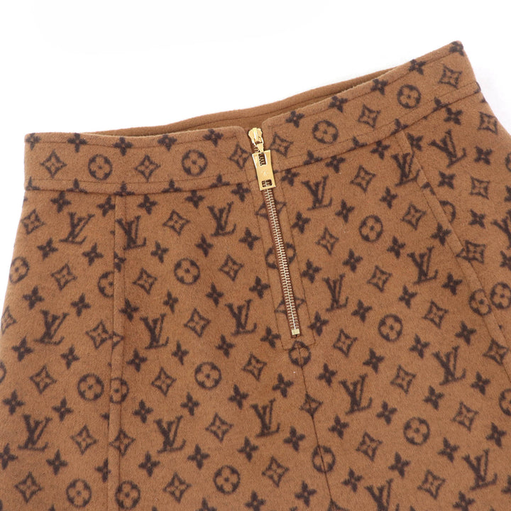 Excellent LOUIS VUITTON Mini skirt Brown wool Women 40