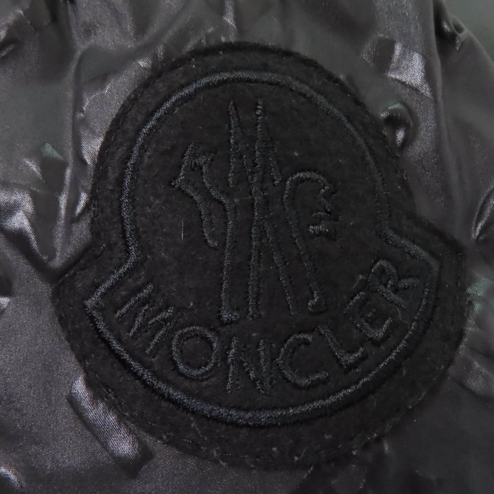 MONCLER down coat PARNAIBA Large logo patch included. logo pattern. Women 2