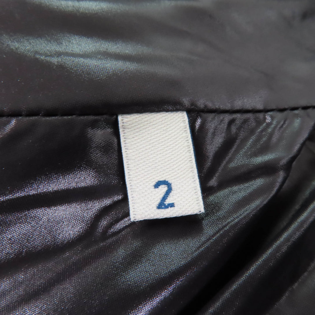 MONCLER down coat PARNAIBA Large logo patch included. logo pattern. Women 2