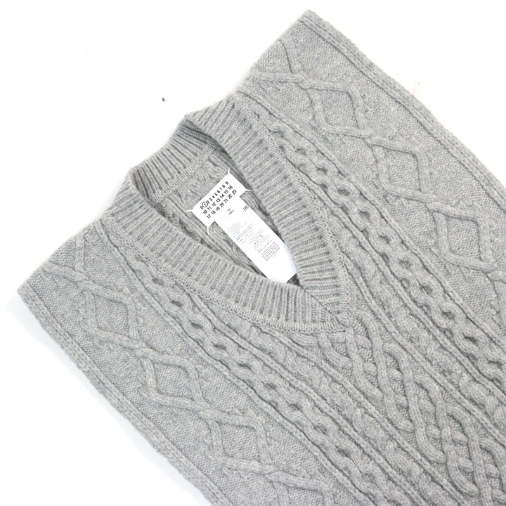 Excellent Maison Margiela 1 Best Icon Stitch V-neck poncho-style cable sweater M S51TH0085