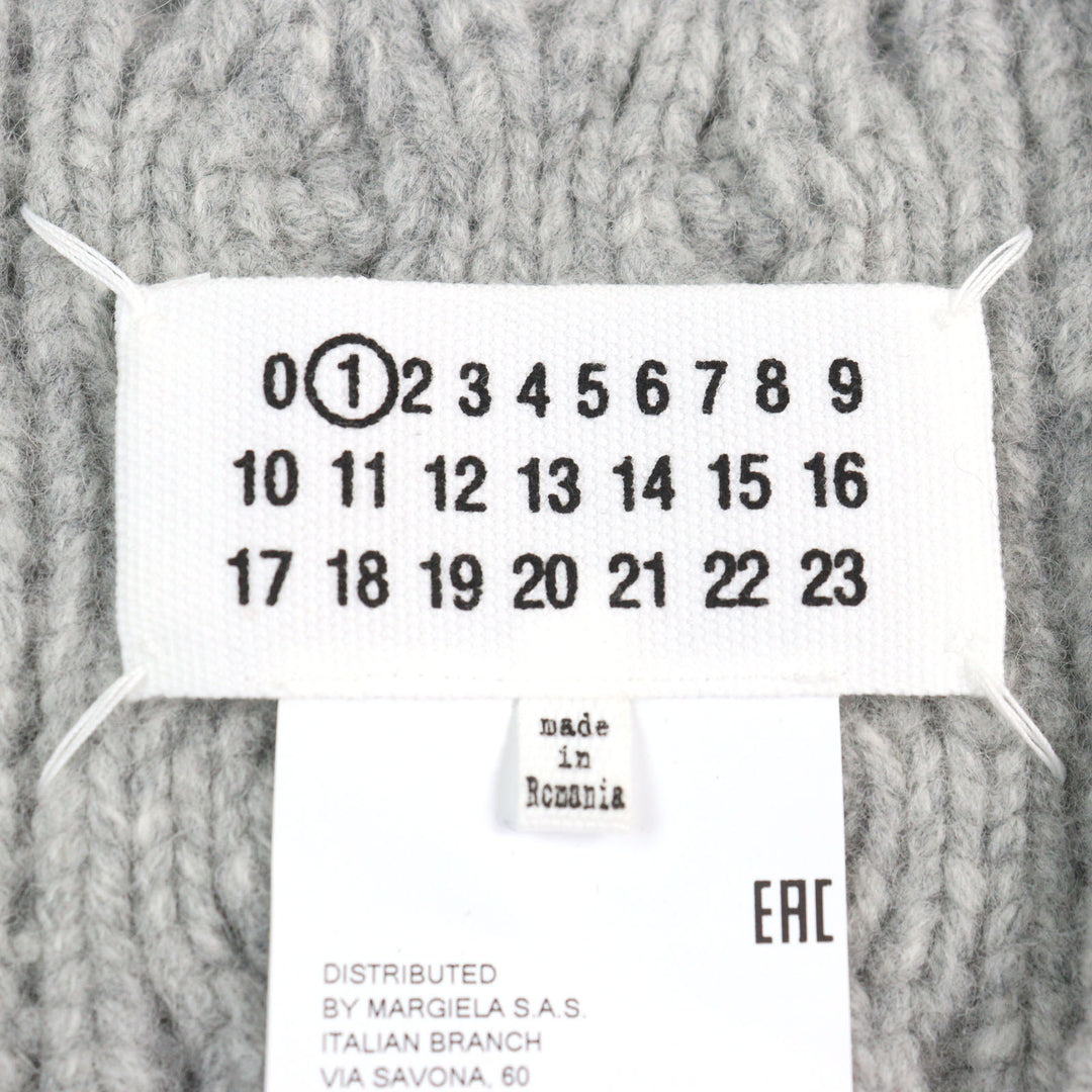 Excellent Maison Margiela 1 Best Icon Stitch V-neck poncho-style cable sweater M