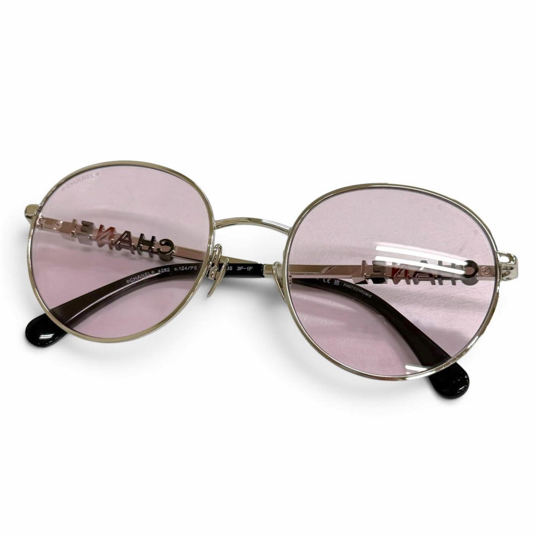 Great CHANEL Pantos-shaped sunglasses COCO Mark Side Logo Design Boston 4282