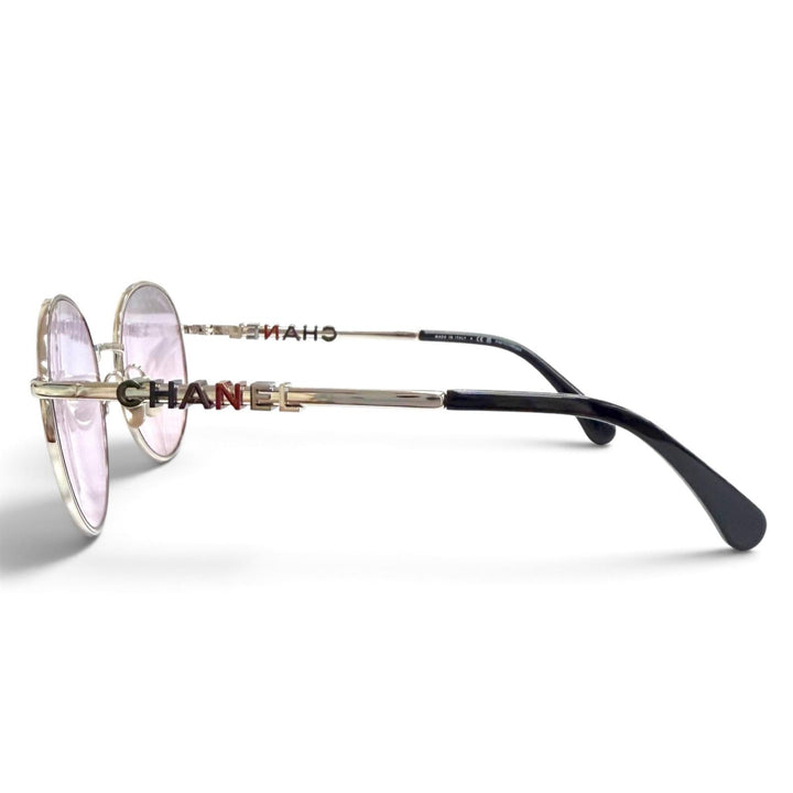 Great CHANEL Pantos-shaped sunglasses COCO Mark Side Logo Design Boston 4282