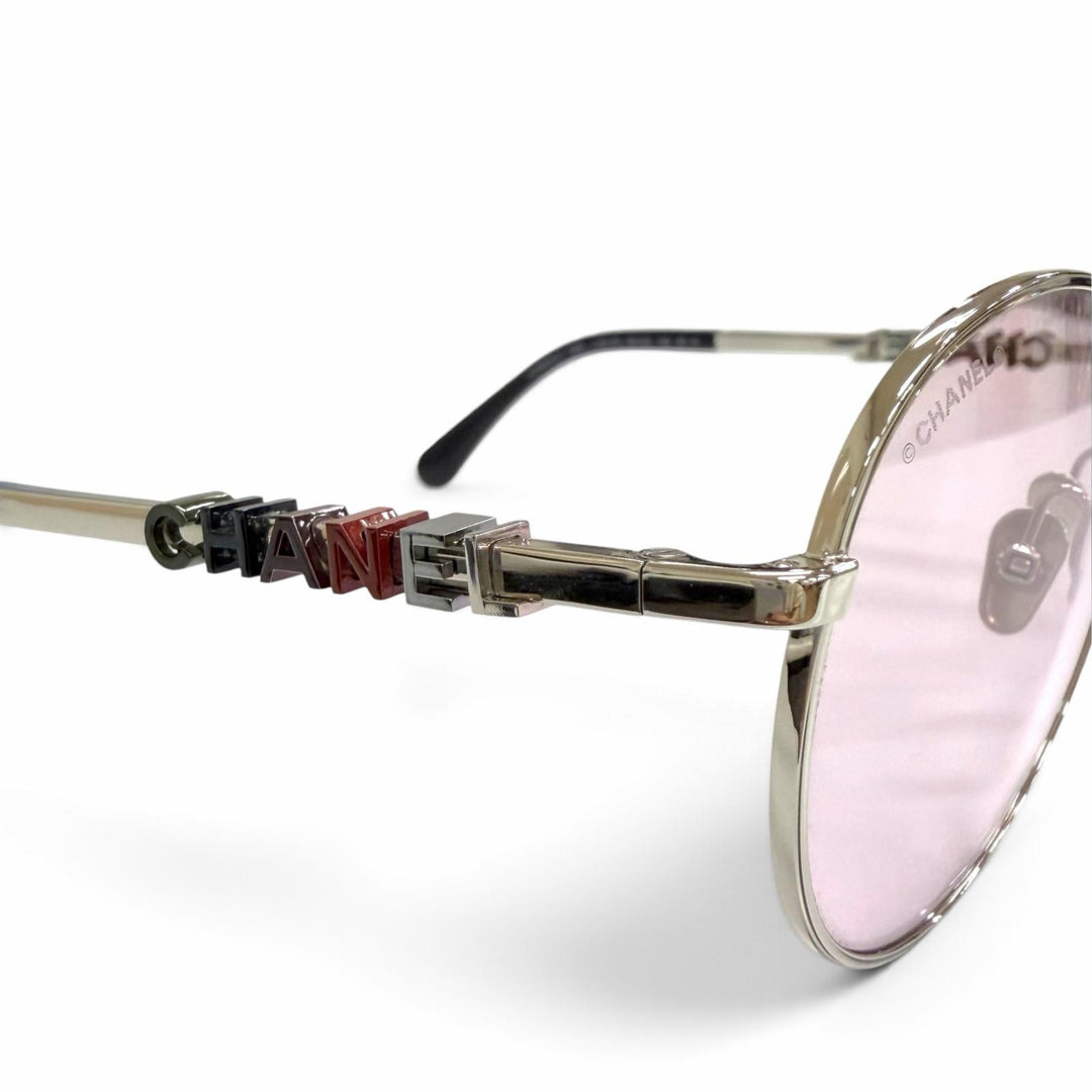 Great CHANEL Pantos-shaped sunglasses COCO Mark Side Logo Design Boston 4282