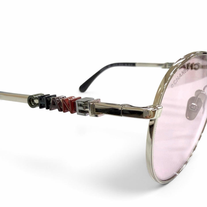 Great CHANEL Pantos-shaped sunglasses COCO Mark Side Logo Design Boston 4282