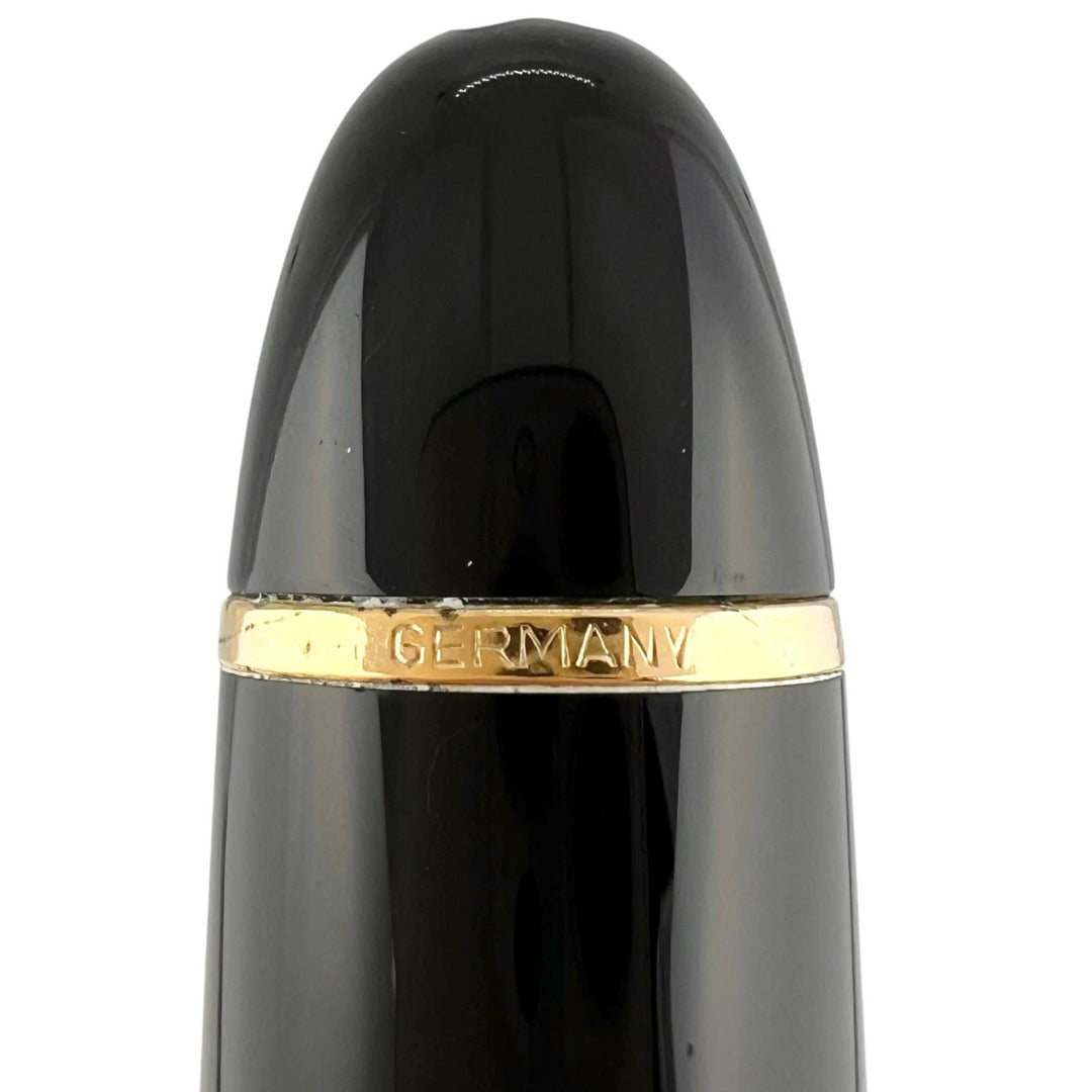 Great MONTBLANC fountain pen Meisterstück 149 Black gold 14K mens