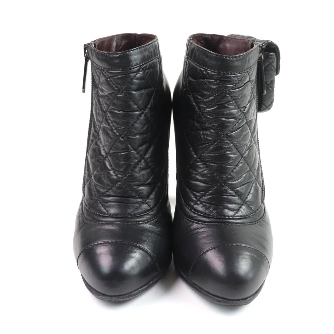 Great CHANEL Ankle boots black leather Women 36 G26164