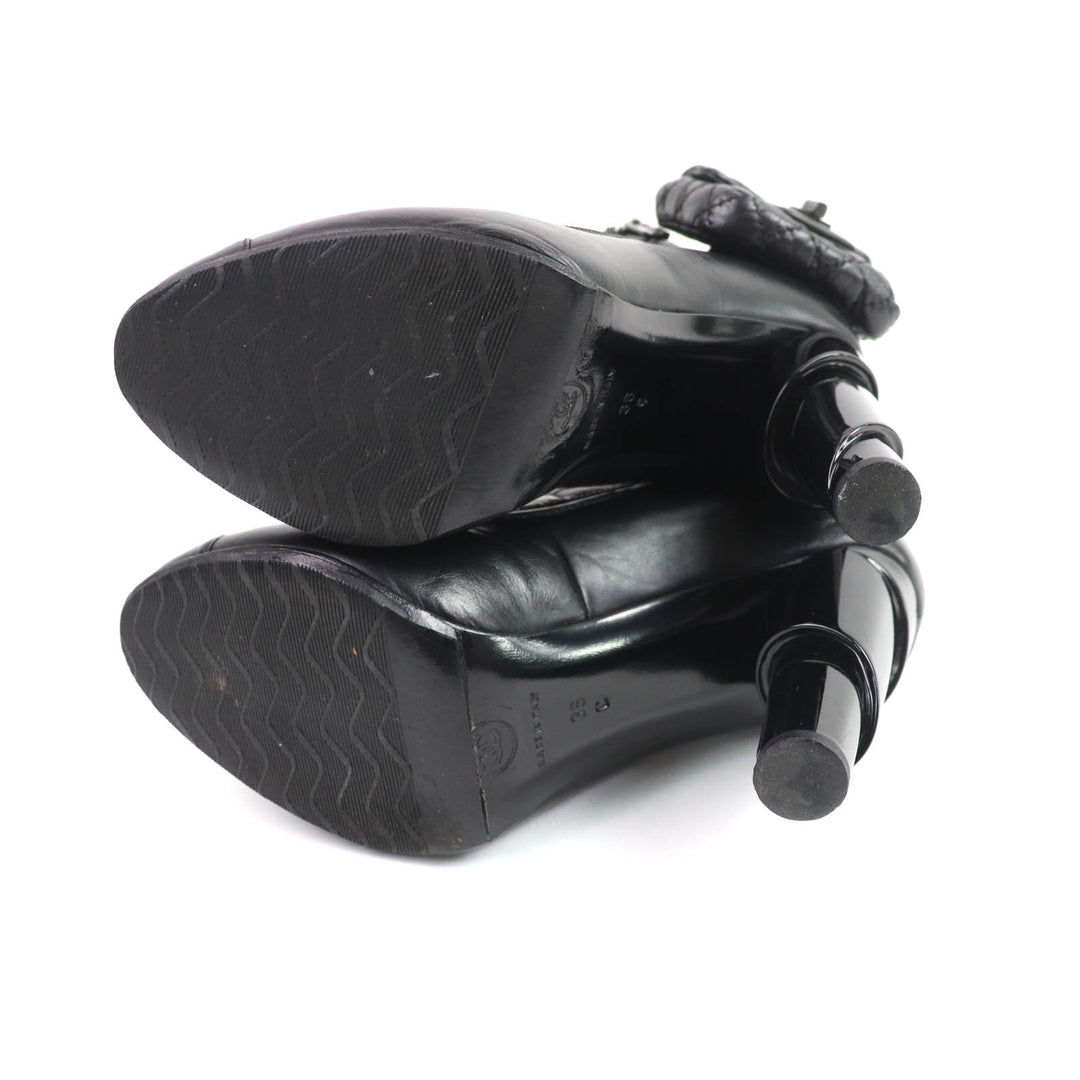 Great CHANEL Ankle boots black leather Women 36 G26164
