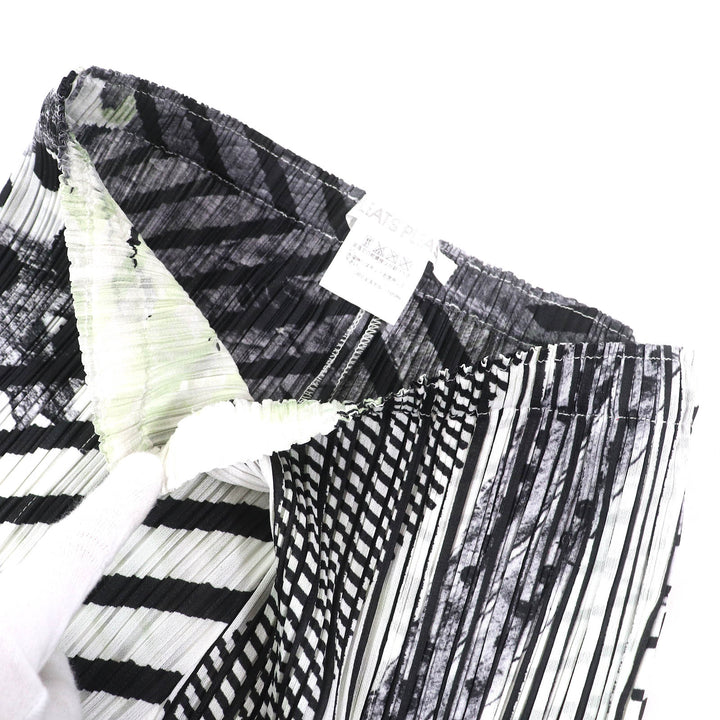 Excellent PLEATS PLEASE Pants All-over pattern design White black system 4