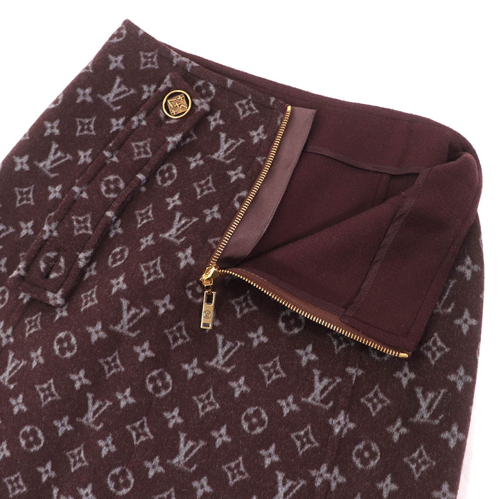 Excellent LOUIS VUITTON Mini skirt Monogram Martin Girl Logo button 34 1A90Z6