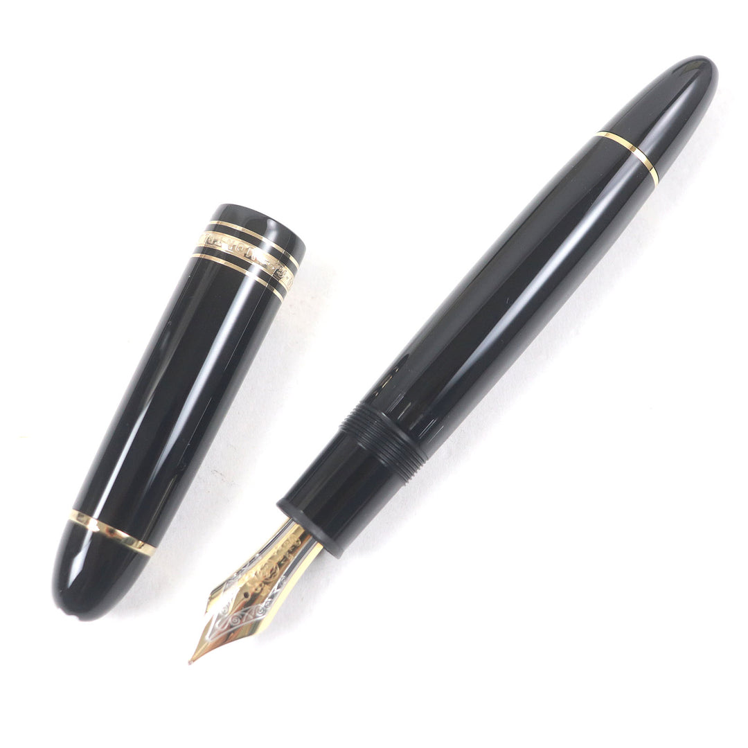 Excellent MONTBLANC fountain pen Meisterstuck 149 Black gold 18K mens