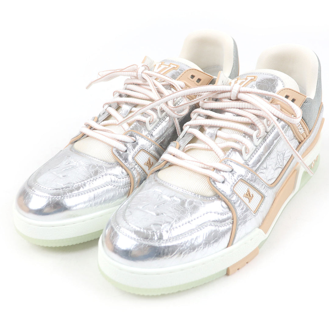 Pristine LOUIS VUITTON Low cut sneakers LV Trainer Line metallic Silver leather