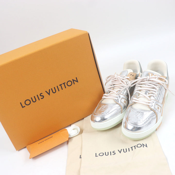 Pristine LOUIS VUITTON Low cut sneakers LV Trainer Line metallic Silver leather