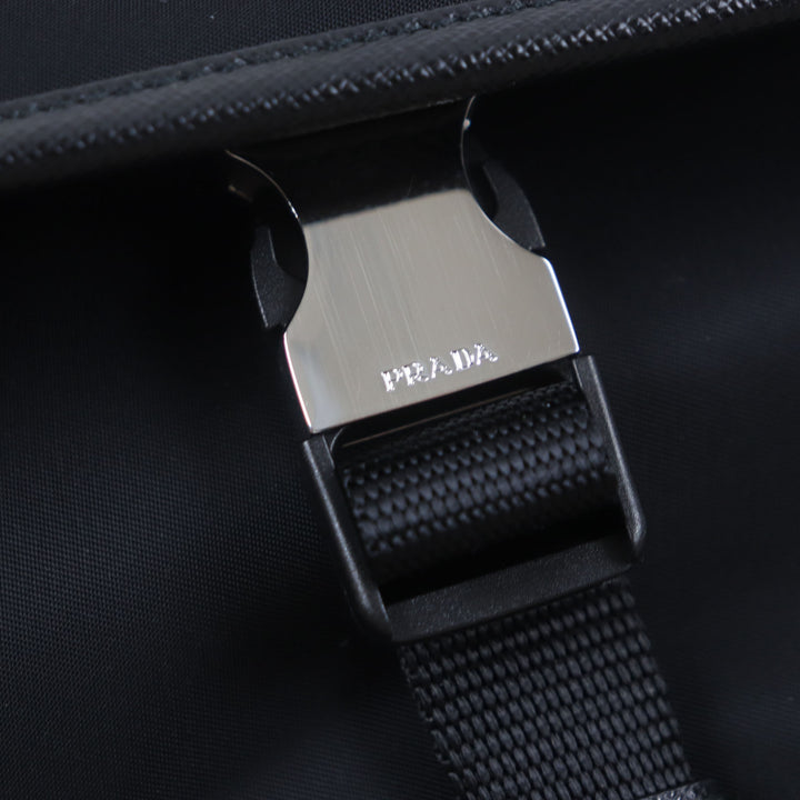 Excellent PRADA Shoulder Bag black Nylon mens 2VH133