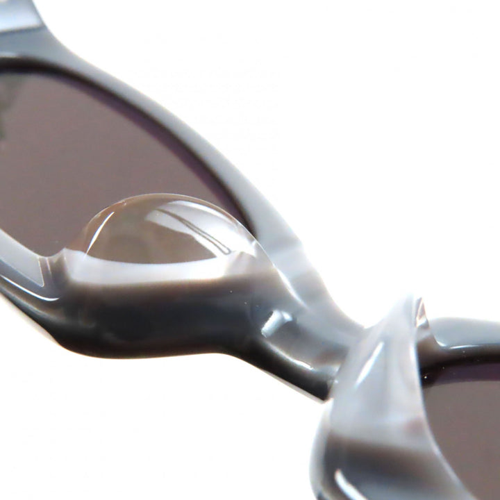 Excellent GENTLE MONSTER sunglasses BOLD Cat eye Clear Gray Silver mens XIMUL G8