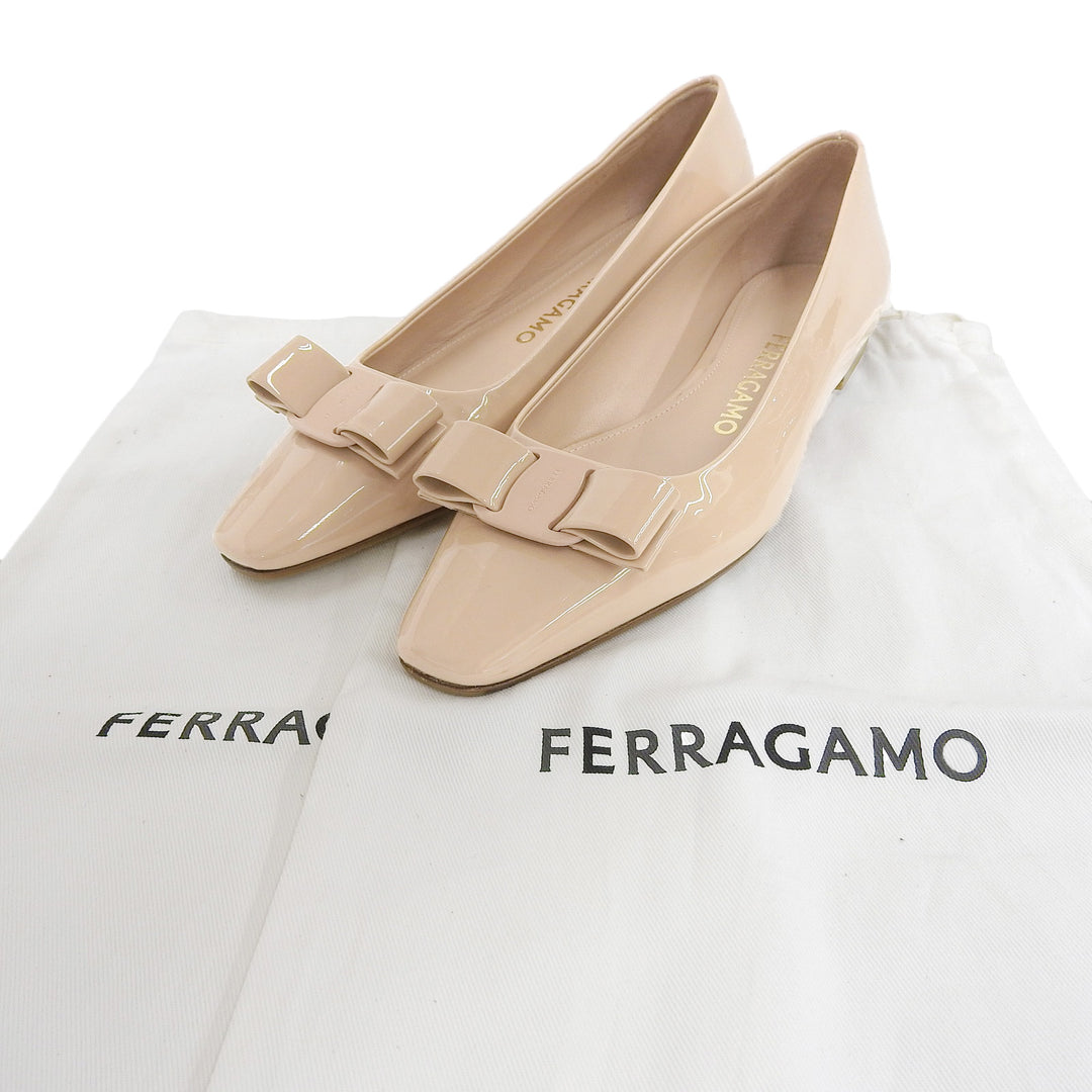 Excellent FERRAGAMO pumps Vara Ribbon Flats pink beige Patent leather Women 5.5