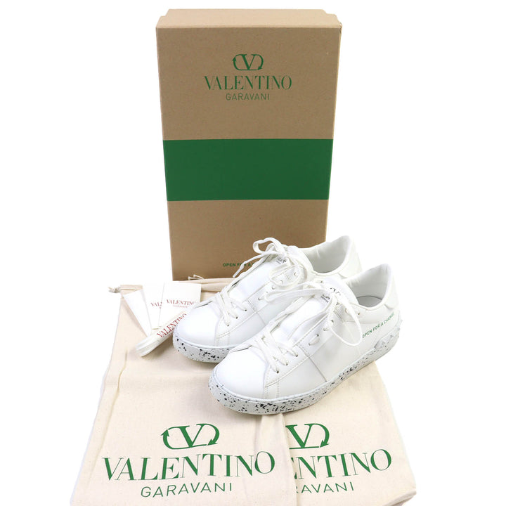 Pristine Valentino Garavani sneakers Rockstud Open for a Change Lightweight 38