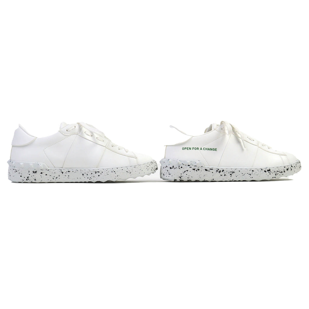 Pristine Valentino Garavani sneakers Rockstud Open for a Change Lightweight 38 ZY2S0830