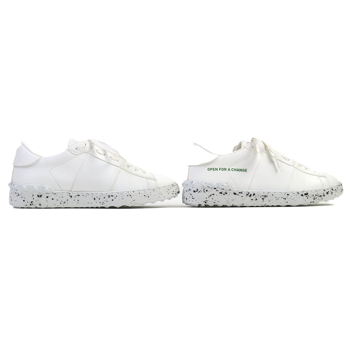 Pristine Valentino Garavani sneakers Rockstud Open for a Change Lightweight 38