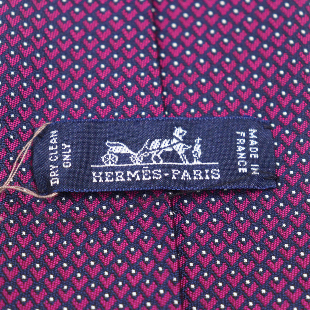 Pristine HERMES tie CRAVATE All-over pattern, heart embroidery, H logo silk