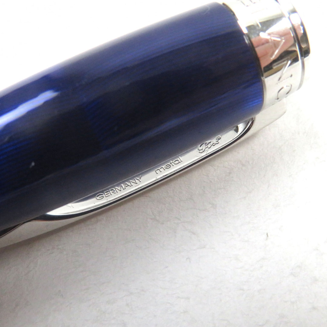 Excellent MONTBLANC fountain pen Starwalker Logo engraved White Star Cool blue K14 mens