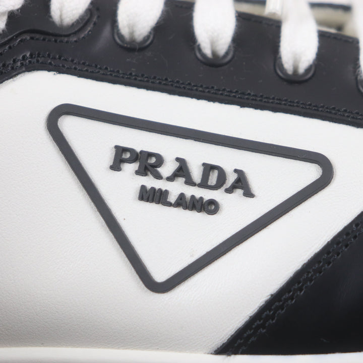Excellent PRADA Low cut sneakers White black leather mens 8 2EE363