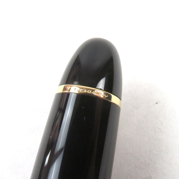 Excellent MONTBLANC fountain pen Meisterstuck 149 White Star logo engraved 18K